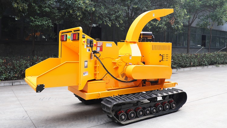 TWC Towable Drum Chipper